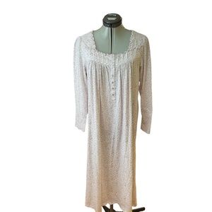 Eileen West 100%  cotton nightgown size S